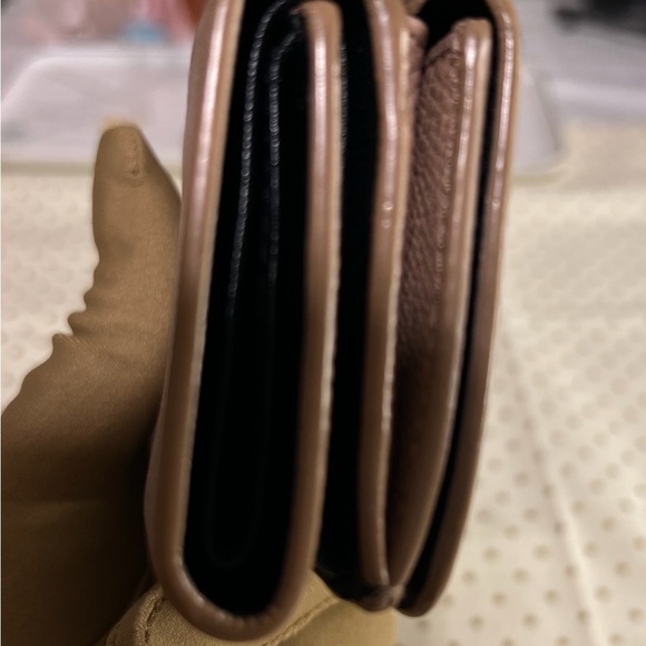 BALENCIAGA Compact leather wallet. - Picture 13 of 16